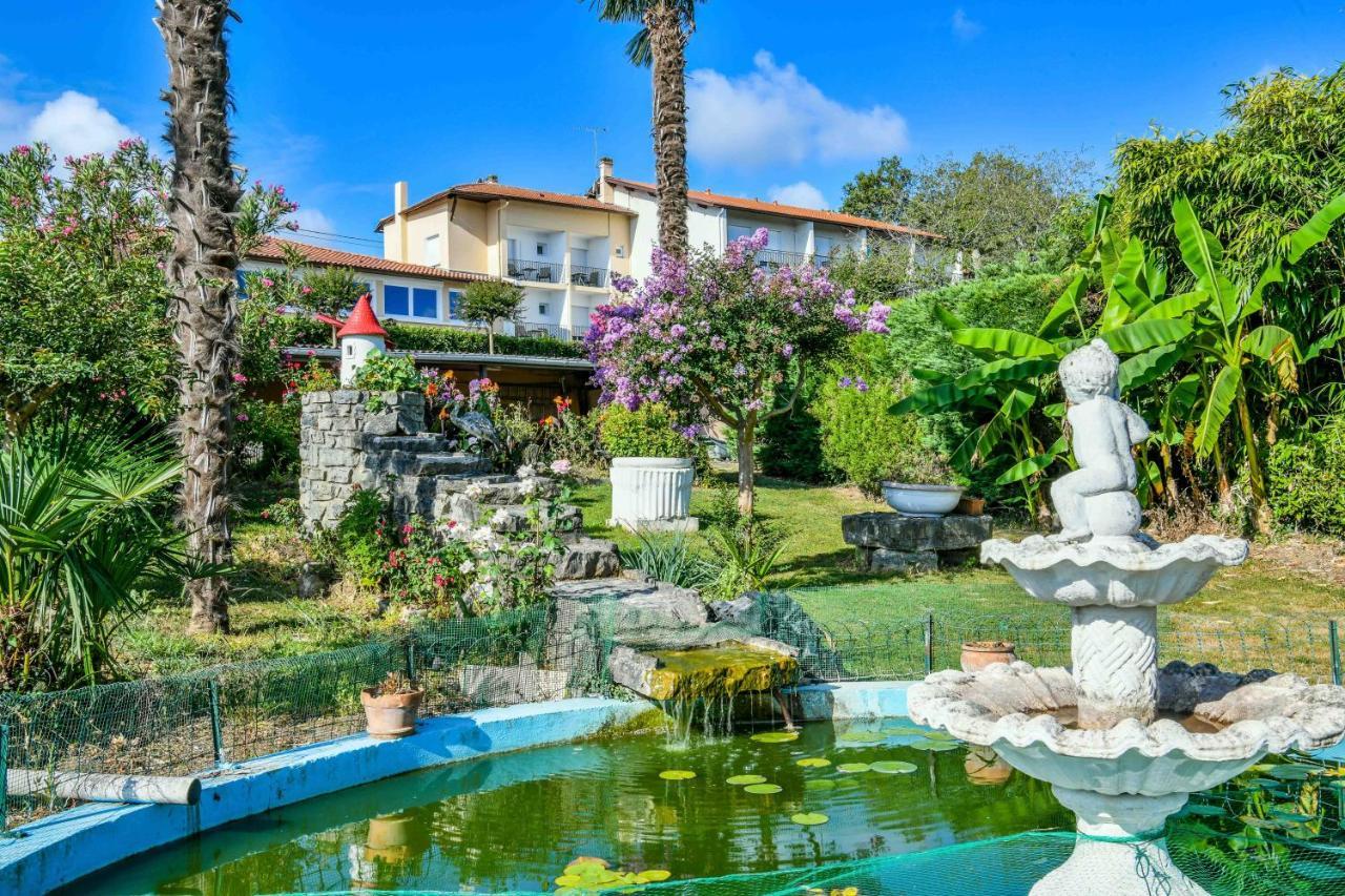 Hotel Aux Tauzins Montfort-en-Chalosse Zewnętrze zdjęcie