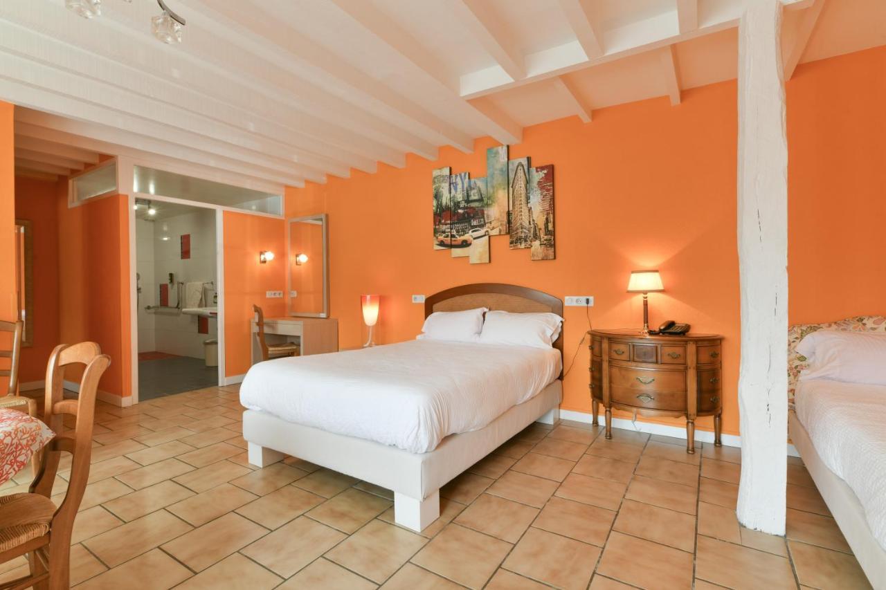 Hotel Aux Tauzins Montfort-en-Chalosse Zewnętrze zdjęcie