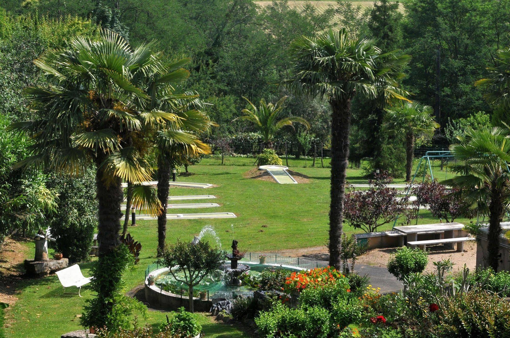 Hotel Aux Tauzins Montfort-en-Chalosse Zewnętrze zdjęcie