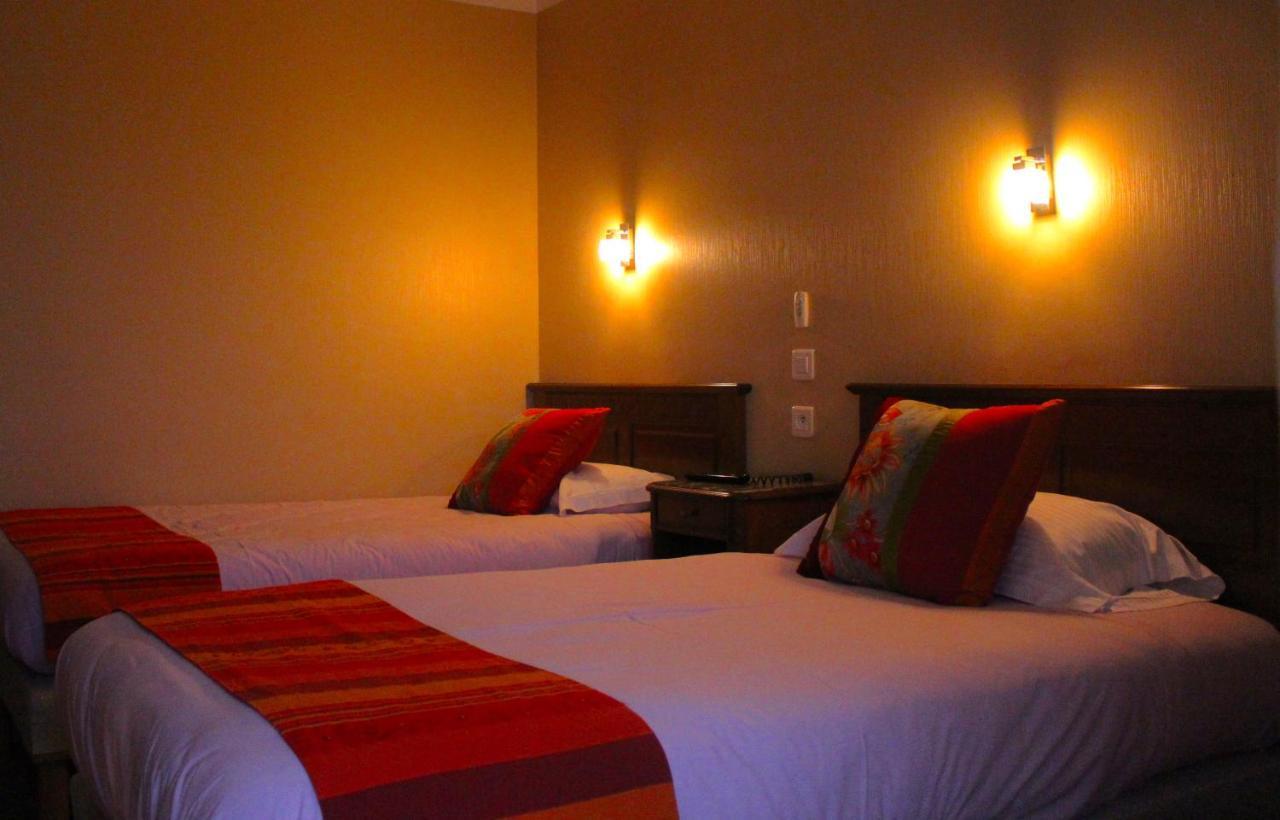 Hotel Aux Tauzins Montfort-en-Chalosse Zewnętrze zdjęcie